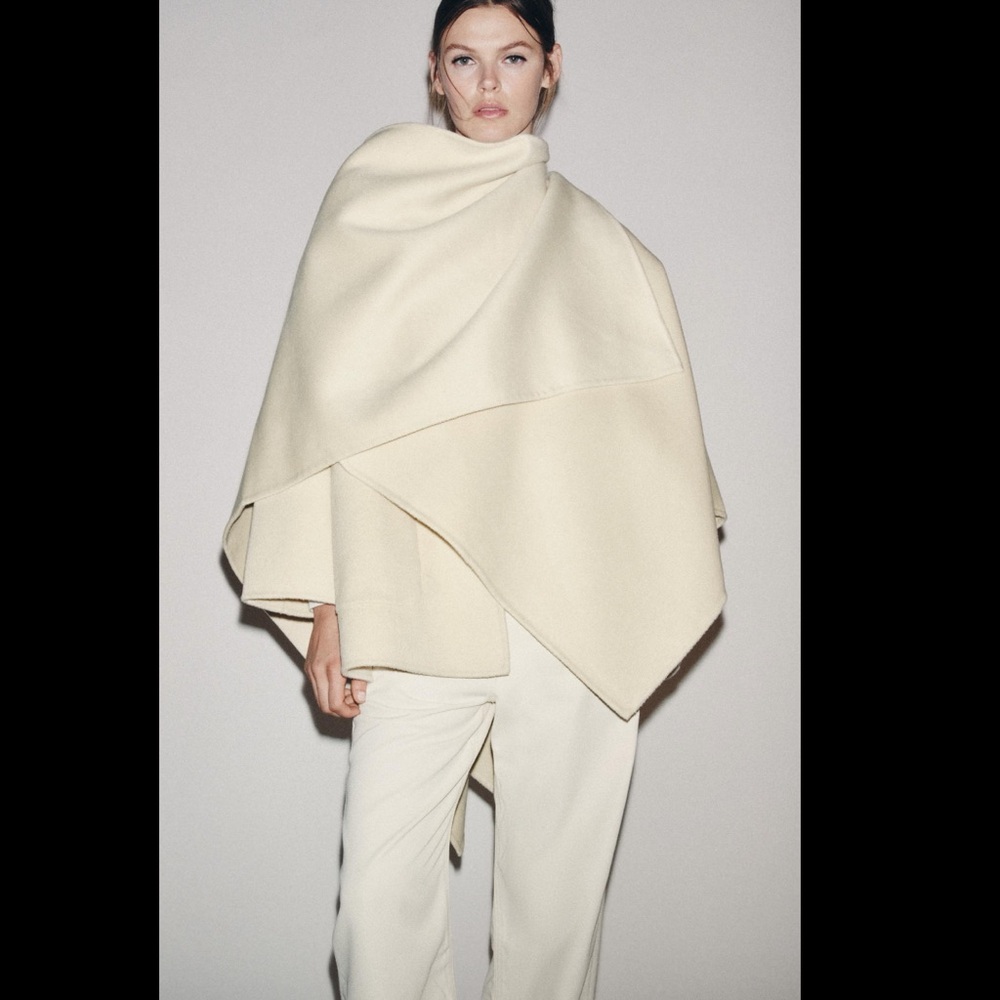Zara Collection Wool Blend Elegant Cream Cape Coat